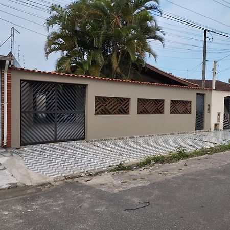 Willa Casa A 50 Metros Da Praia - No Melhor Local Da Pg Praia Grande  Zewnętrze zdjęcie